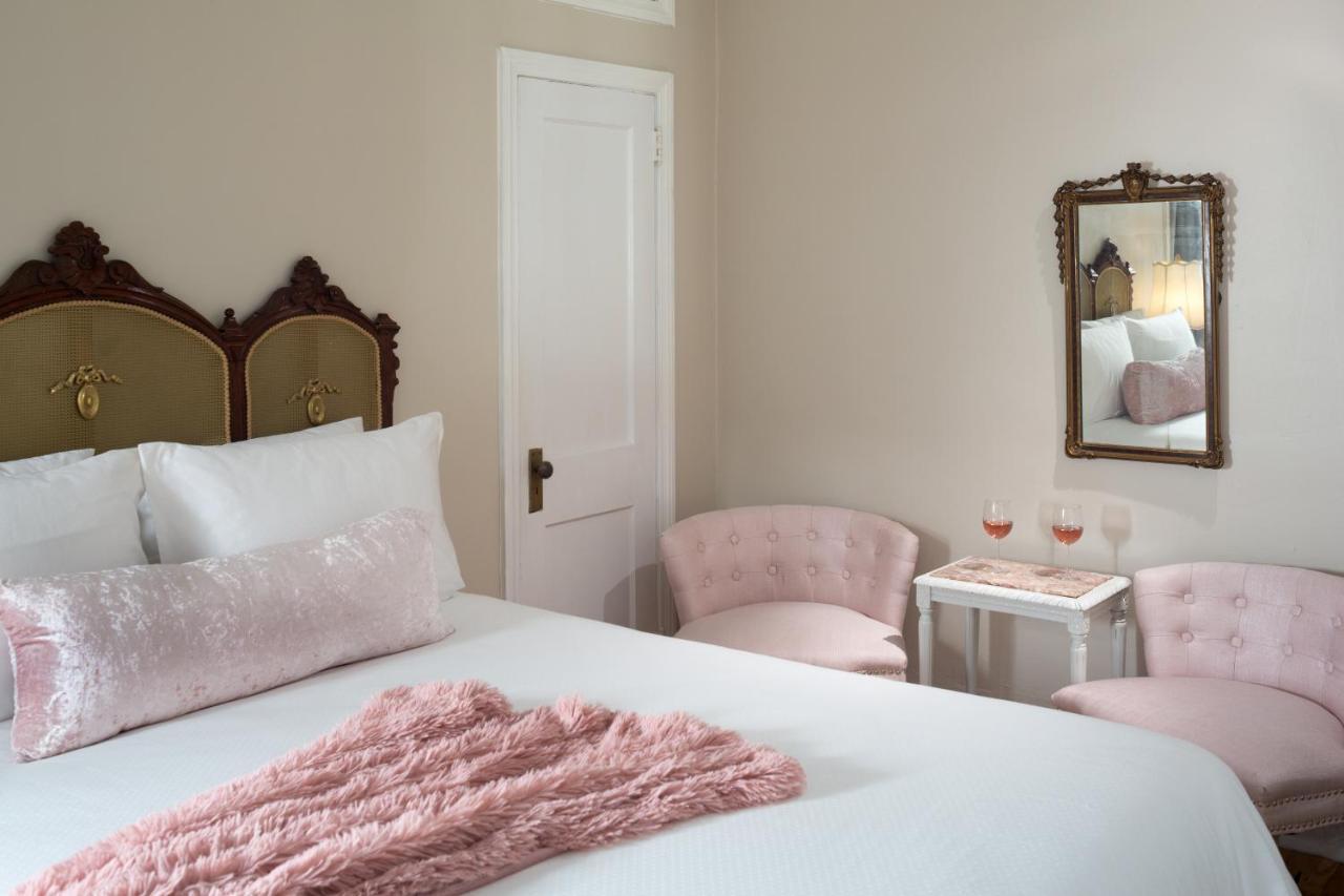 Akwaaba Philadelphia Bed & Breakfast Екстериор снимка